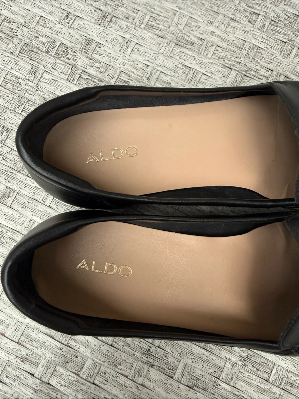 ALDO Black Leather Slip-On Almond Tie Platform Loafers Size 8.5